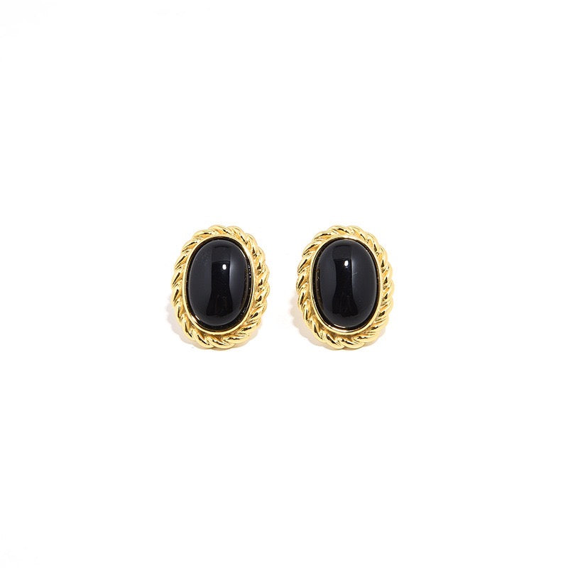 Chic Vintage-Inspired Gold Vermeil Earrings in Black Onyx
